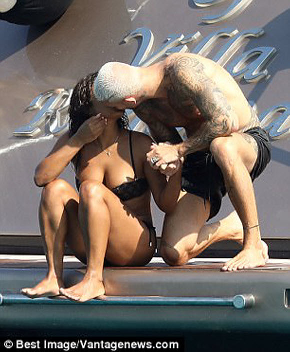 Busty Christina Milian French Kissed Matt Pokora While Enjoying Time In St Tropez