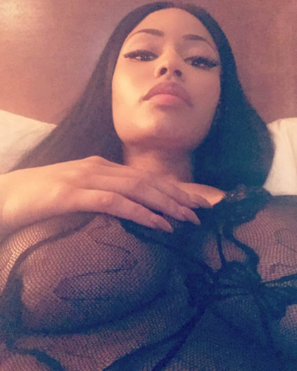 Nicki Minaj Invited Her Fans To Have A Very Up Close View Of Her Cleavage.