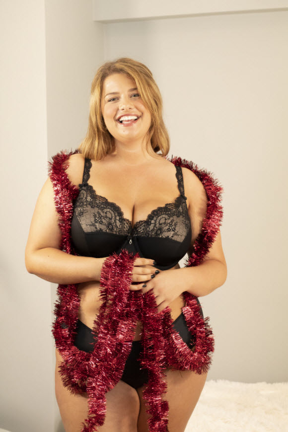 Seasonal Must-Haves From Curvy Couture Collection
